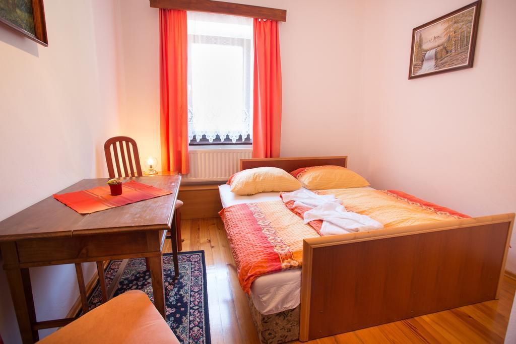 Guest House Gostisce Gacnk V Logu Cerkno Phòng bức ảnh