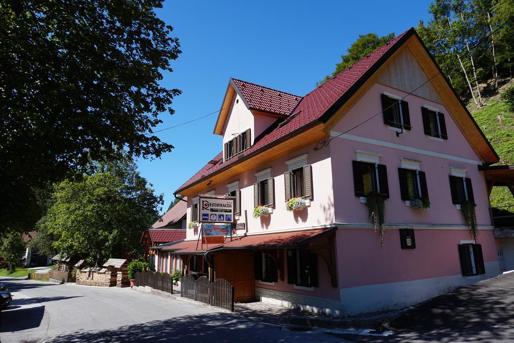 Guest House Gostisce Gacnk V Logu Cerkno Ngoại thất bức ảnh