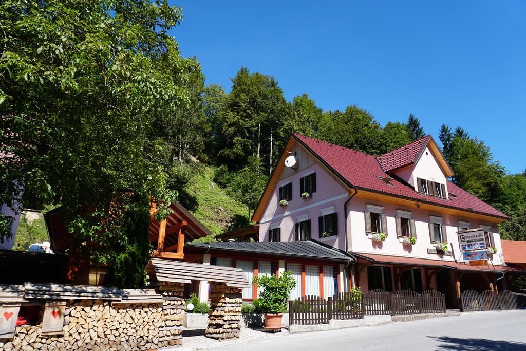Guest House Gostisce Gacnk V Logu Cerkno Ngoại thất bức ảnh